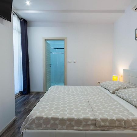 Apartman Dora Podstrana Dış mekan fotoğraf