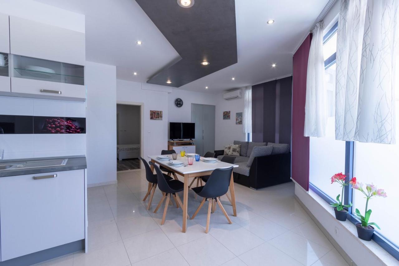 Apartman Dora Podstrana Dış mekan fotoğraf