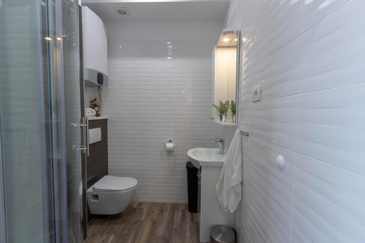 Apartman Dora Podstrana Dış mekan fotoğraf